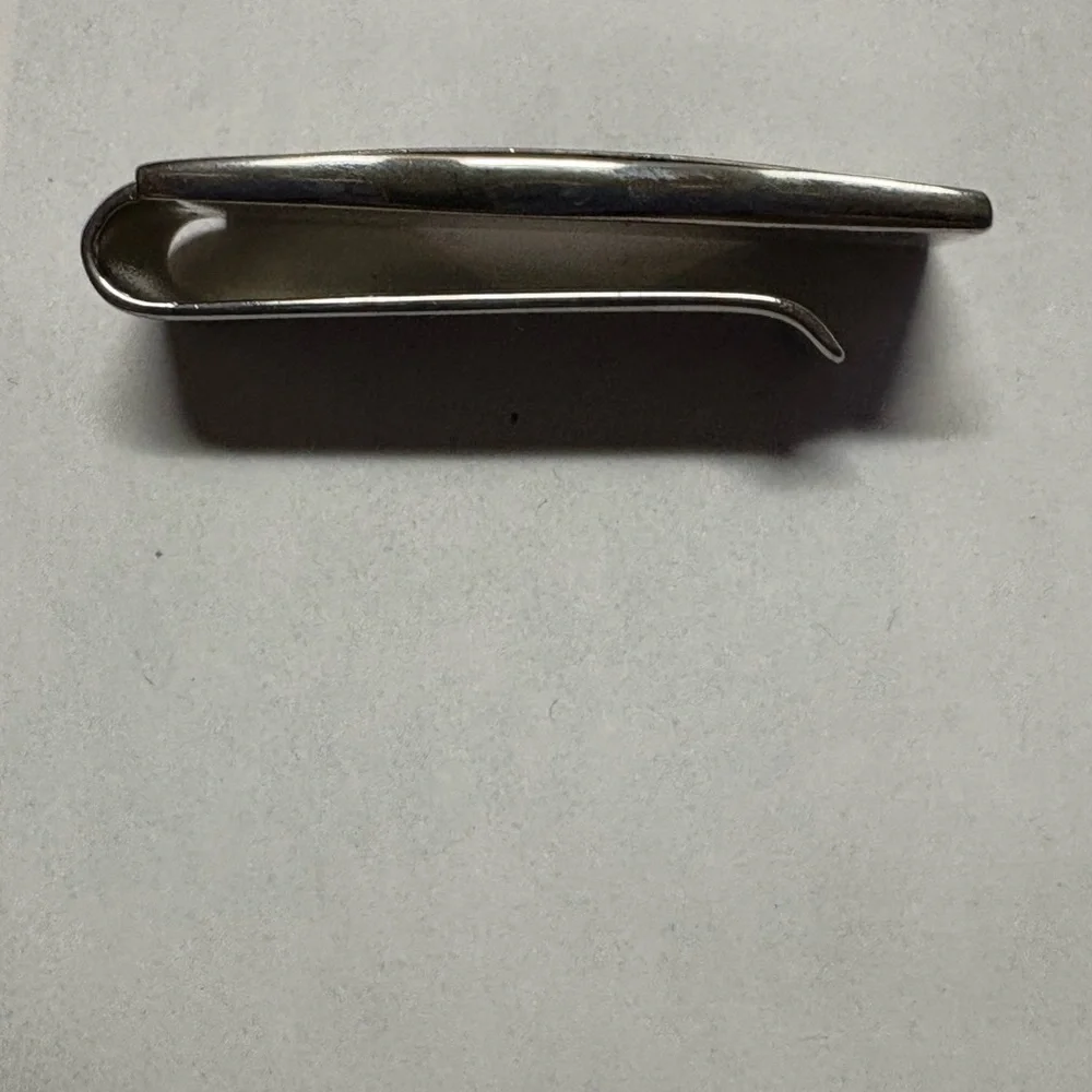 Kenneth Cole Reaction Silver Tone Money Clip